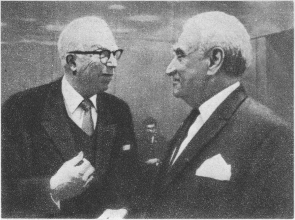 Г. Александров и американский режиссер Кинг Видор на Московском кинофестивале в 1969 году