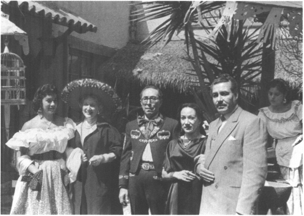 С Лолитой Торрес. Мексика, 1950-е гг