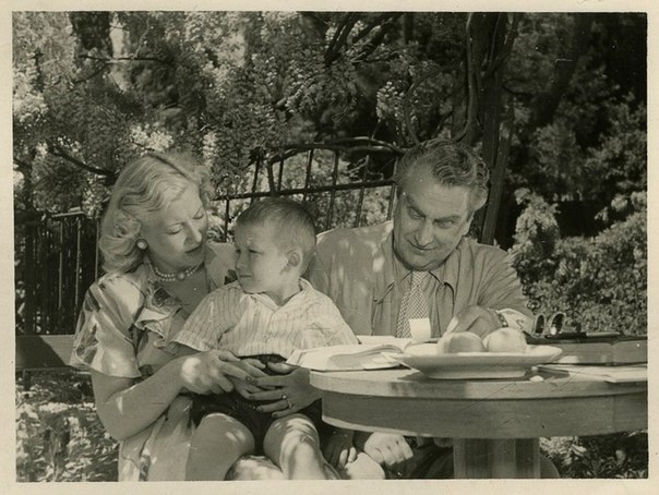 В Москве состоится аукцион фотографий из семейного архива Любови Орловой