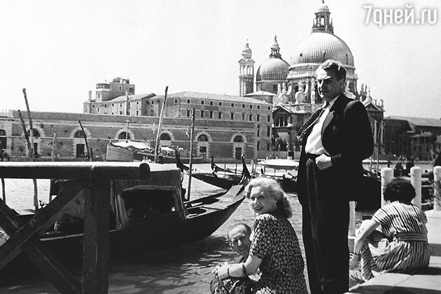 Орлова и Александров входили в очень закрытую касту «выездных». На отдыхе в Венеции. 1960-е гг. Фото: МОСФИЛЬМ-ИНФО